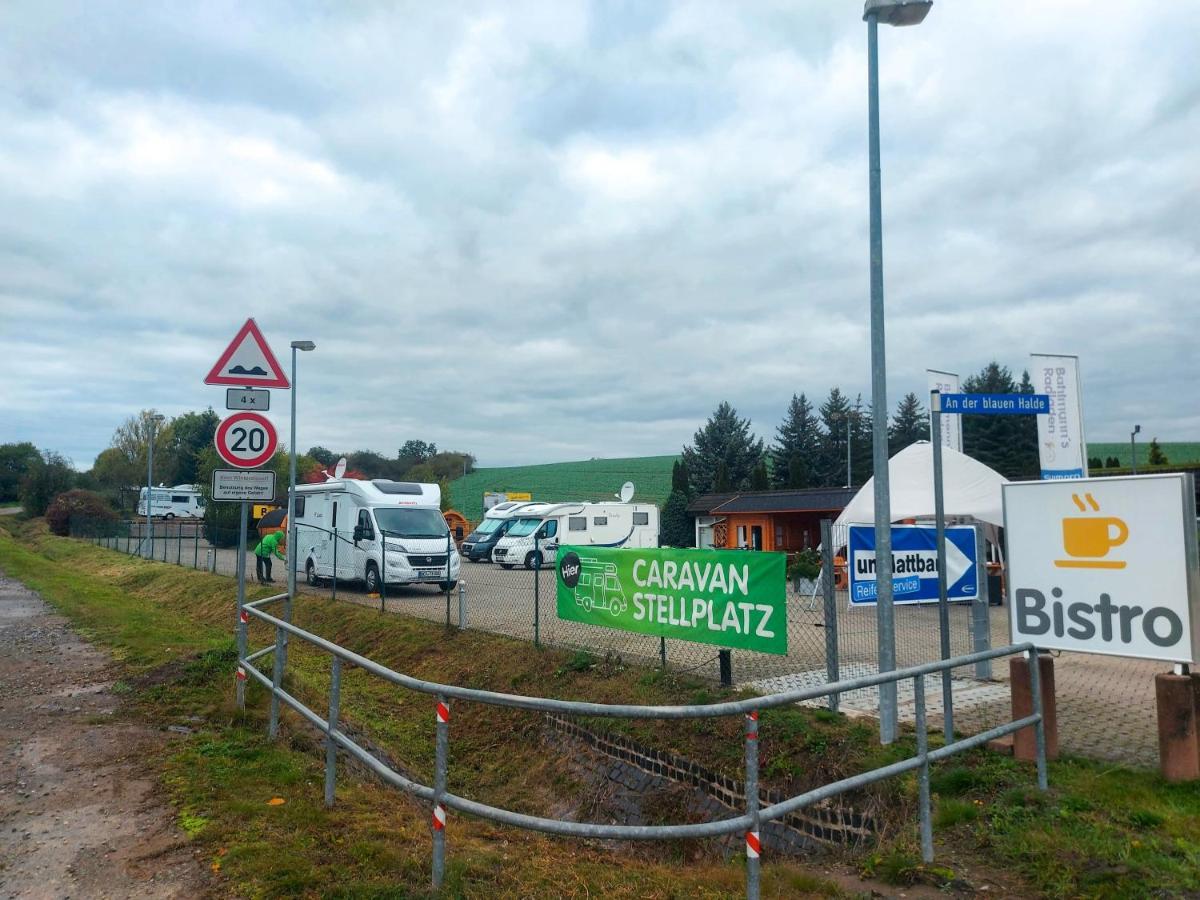 Bahlmann'S Radwelt & Freizeitresort Sangerhausen Exteriör bild